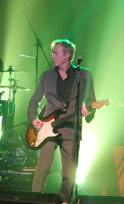[Gang of Four live]
